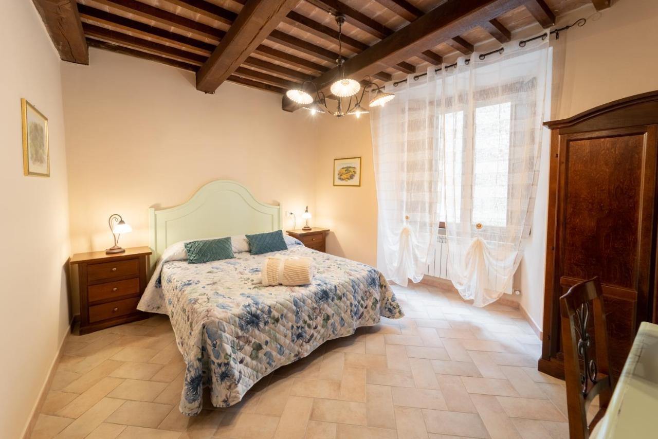 Albergo La Loggia Di San Martino กวลโด ตาดีโน ภายนอก รูปภาพ