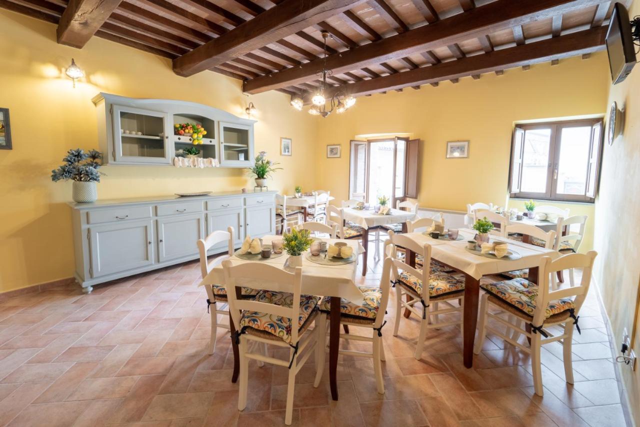 Albergo La Loggia Di San Martino กวลโด ตาดีโน ภายนอก รูปภาพ