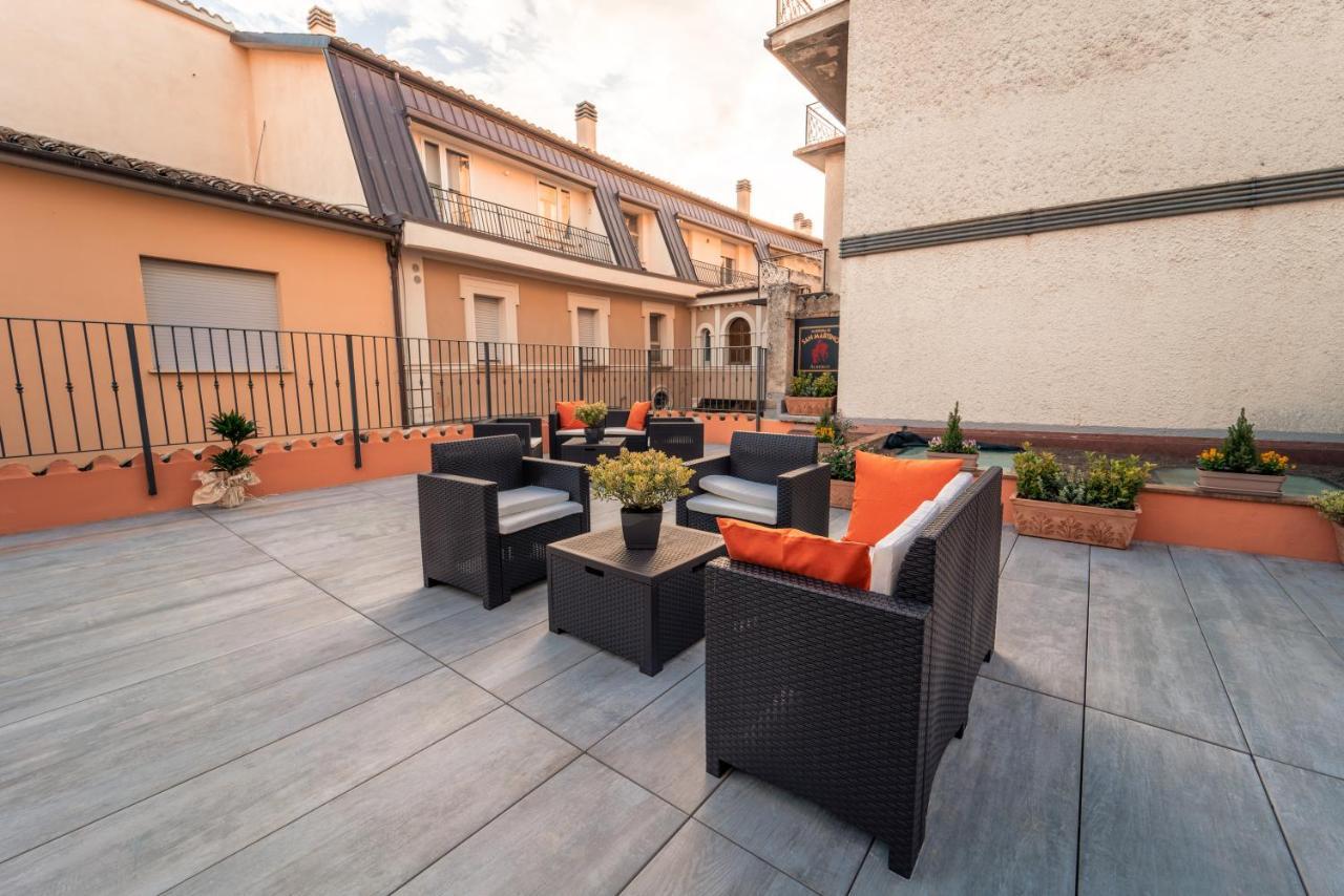 Albergo La Loggia Di San Martino กวลโด ตาดีโน ภายนอก รูปภาพ