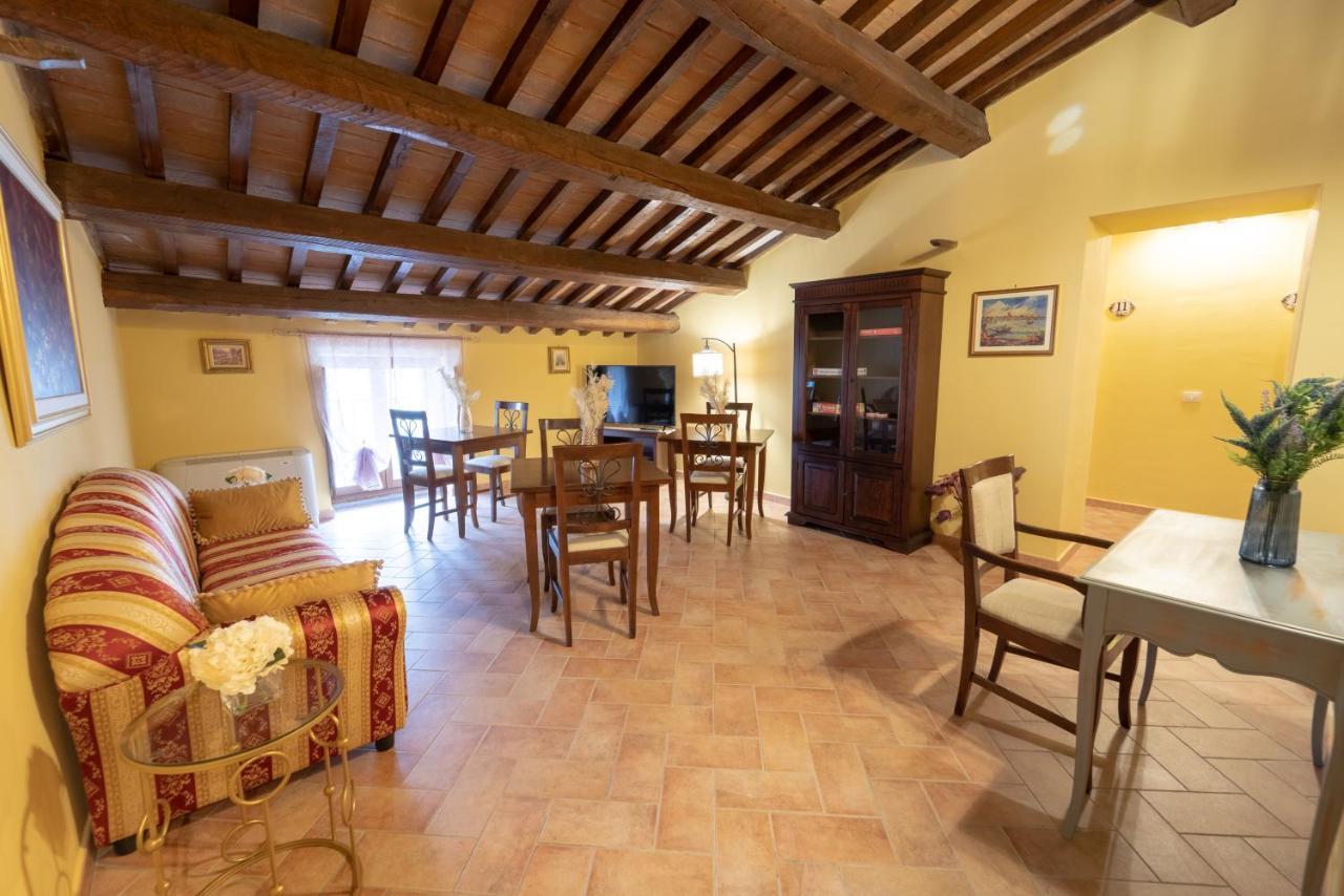 Albergo La Loggia Di San Martino กวลโด ตาดีโน ภายนอก รูปภาพ