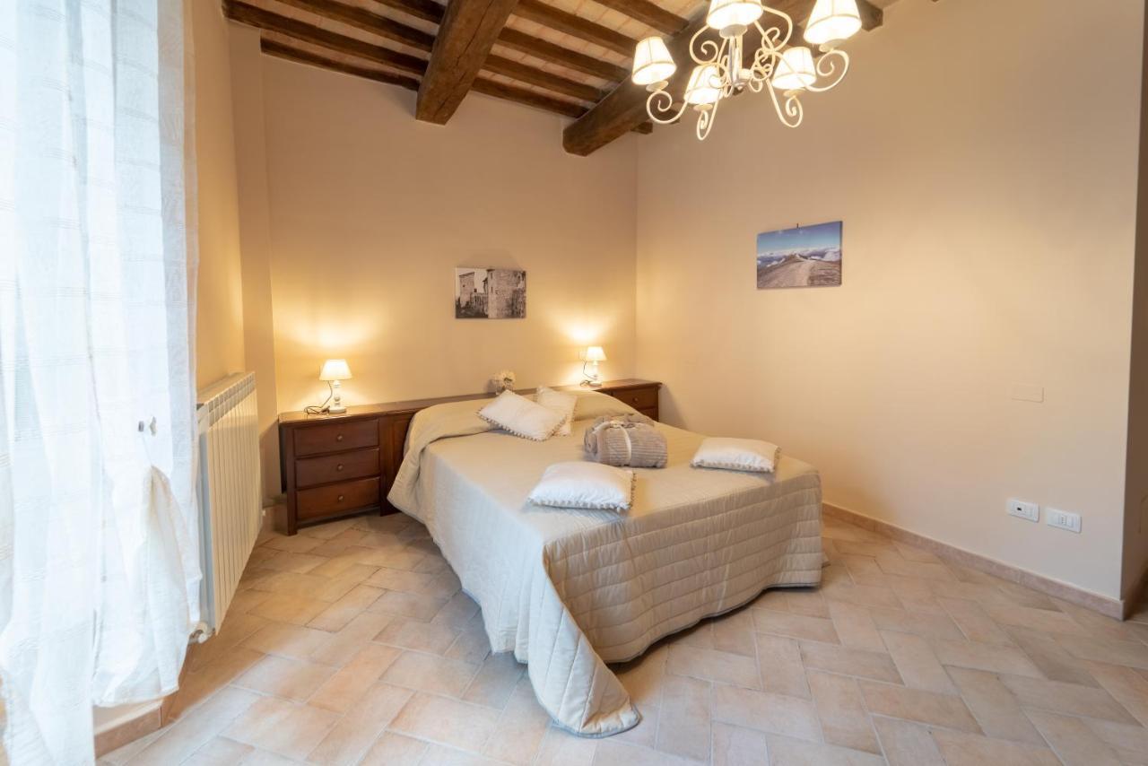 Albergo La Loggia Di San Martino กวลโด ตาดีโน ภายนอก รูปภาพ