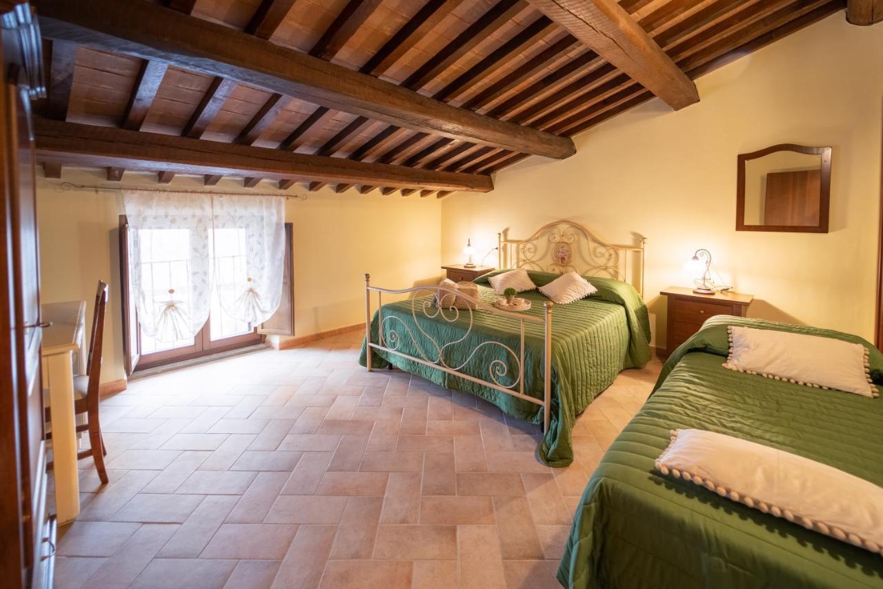 Albergo La Loggia Di San Martino กวลโด ตาดีโน ภายนอก รูปภาพ