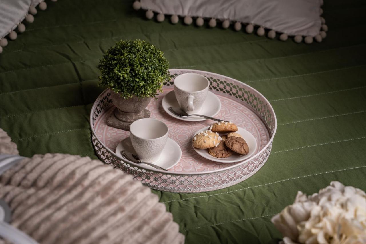 Albergo La Loggia Di San Martino กวลโด ตาดีโน ภายนอก รูปภาพ