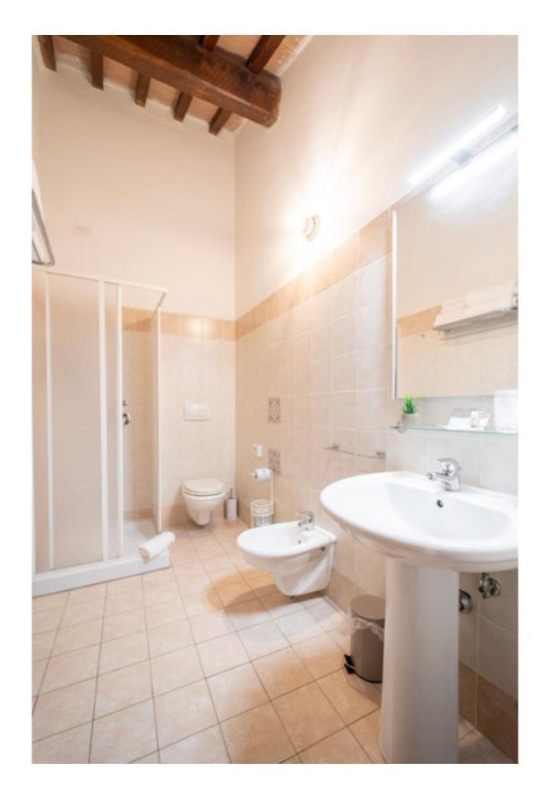 Albergo La Loggia Di San Martino กวลโด ตาดีโน ภายนอก รูปภาพ