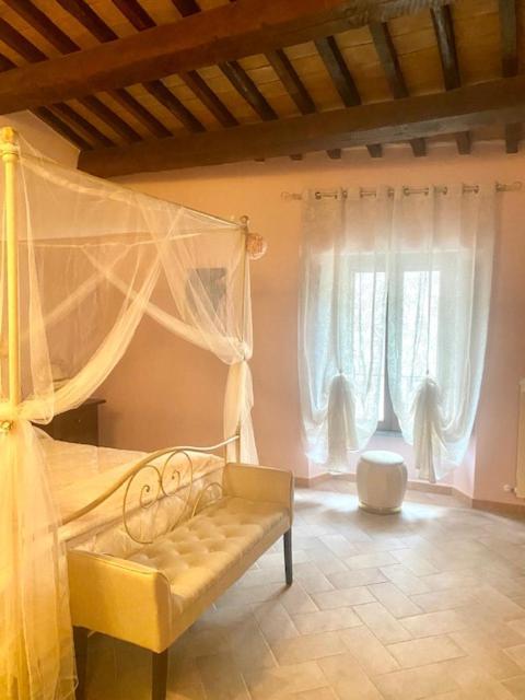 Albergo La Loggia Di San Martino กวลโด ตาดีโน ภายนอก รูปภาพ